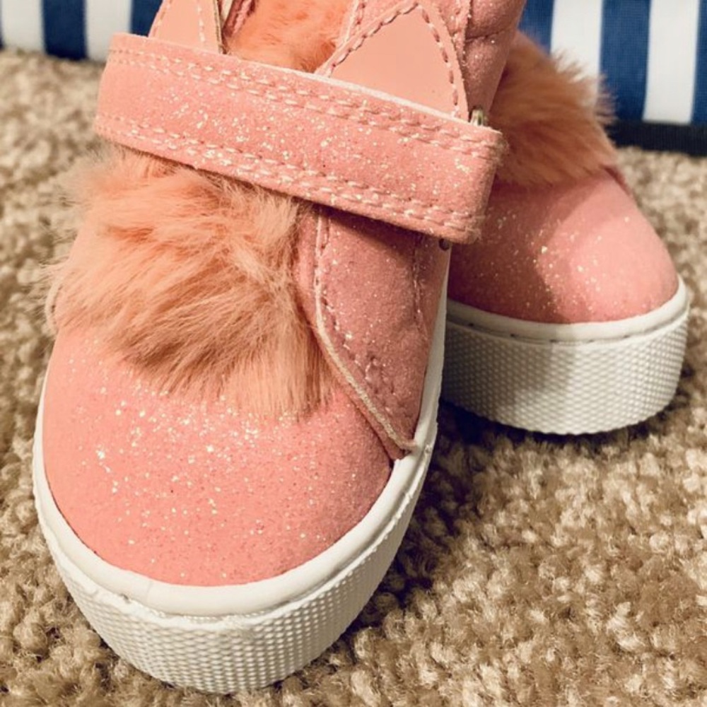 Girls Pink sparkle cat ear sneakers